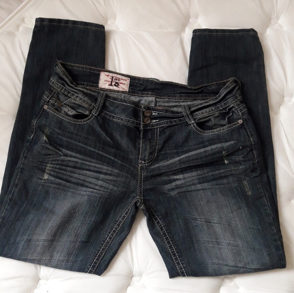 Distressed Skinny Jeans